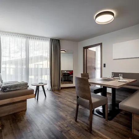 The By Regina Solden