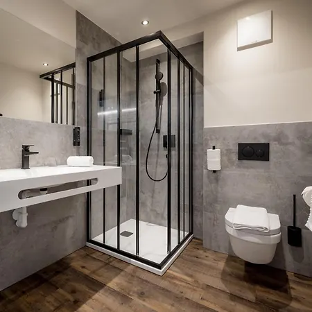 Apartment The By Regina